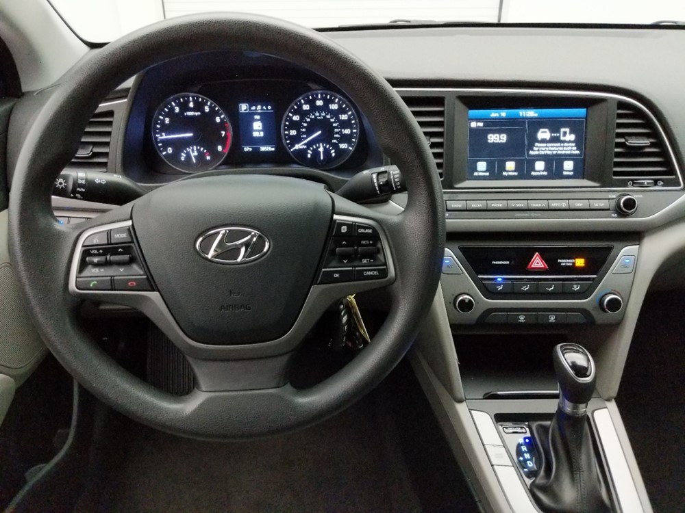 2018 Hyundai Elantra - Driver Dash