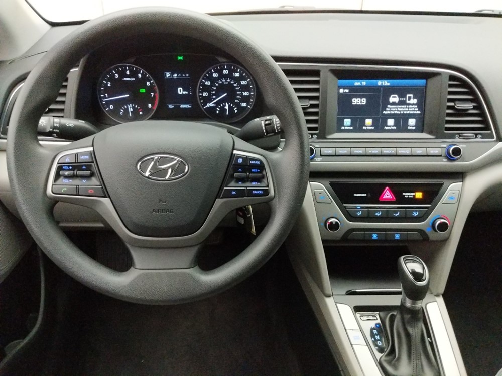 2018 Hyundai Elantra - Driver Dash