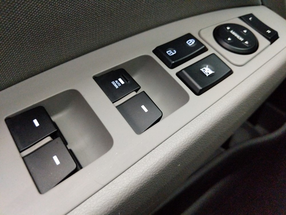 2018 Hyundai Elantra - Driver Power Windows/Lock Control