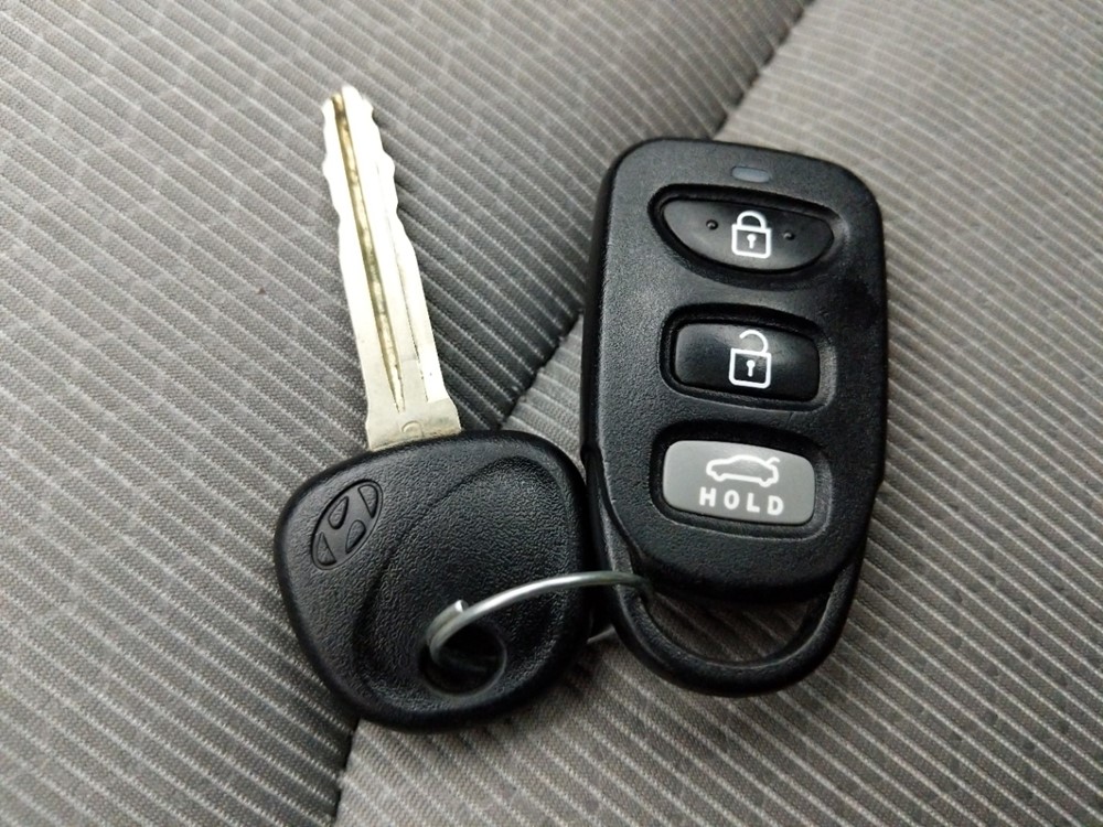 2018 Hyundai Elantra - Keys