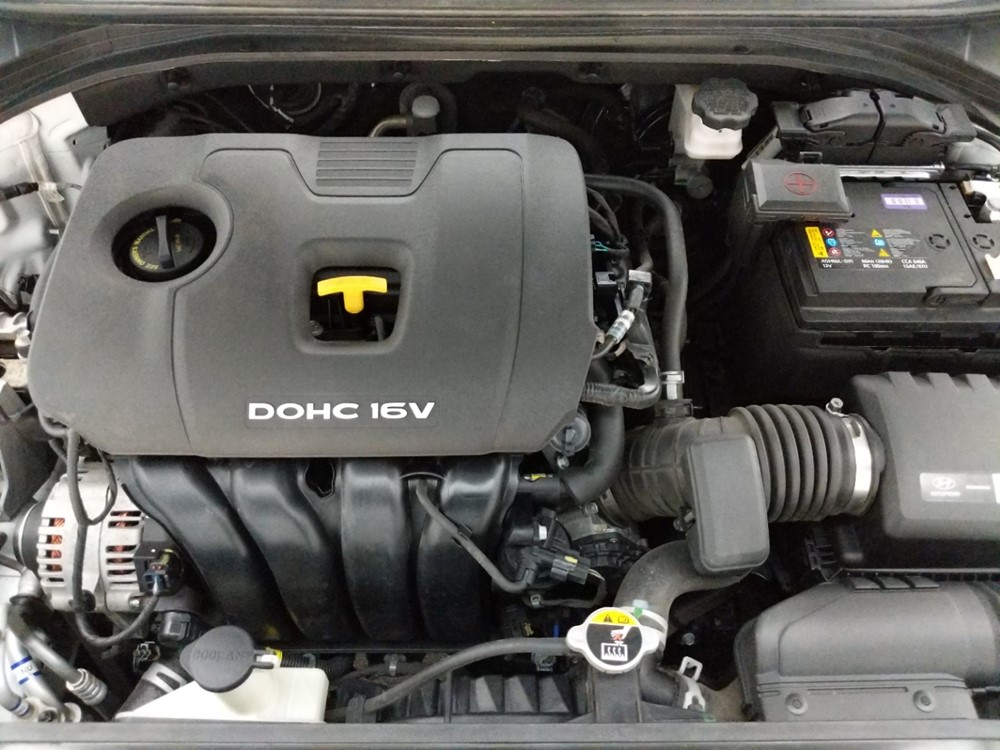 2018 Hyundai Elantra - Engine