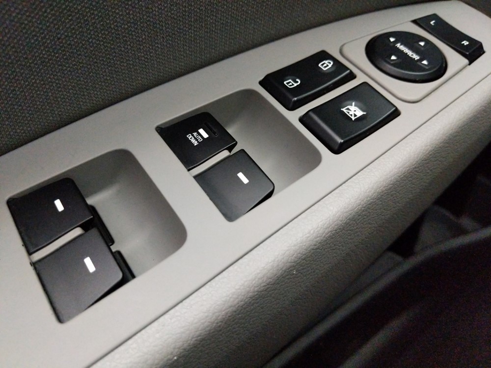 2018 Hyundai Elantra - Driver Power Windows/Lock Control