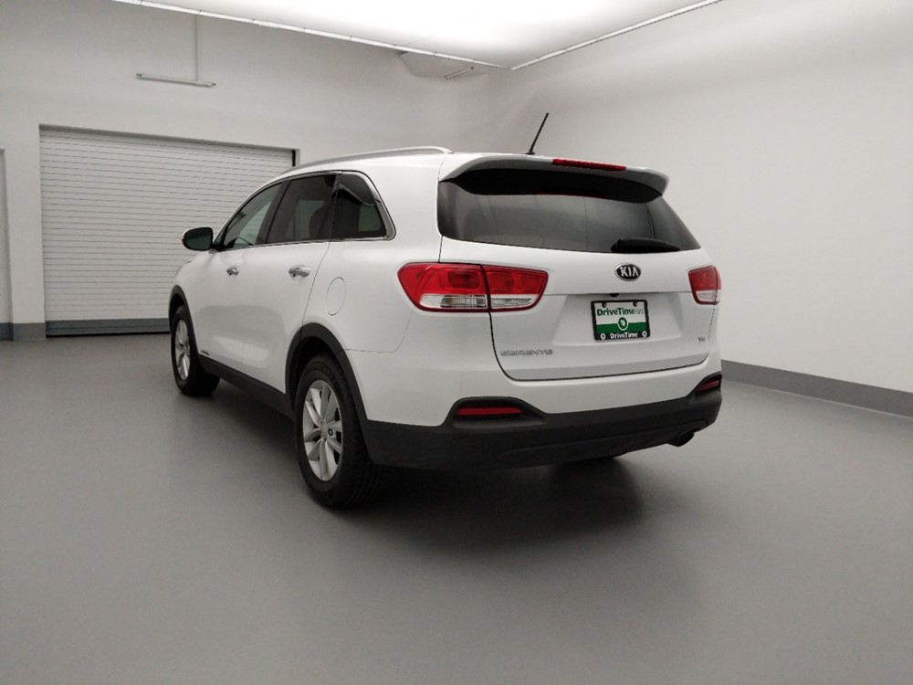 2018 Kia Sorento - Driver Rear Bumper