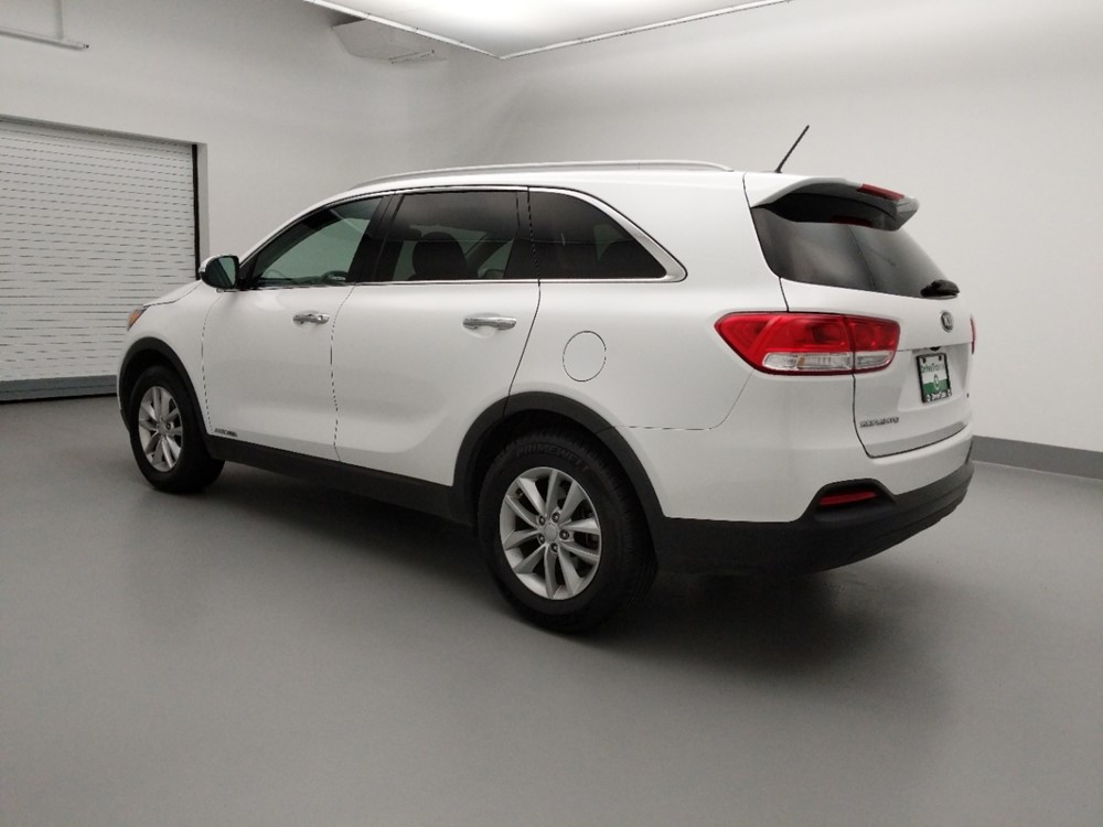 2018 Kia Sorento - Driver Rear Side