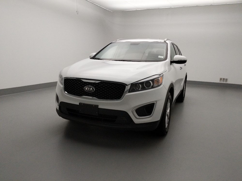 2018 Kia Sorento - Driver Front Hood
