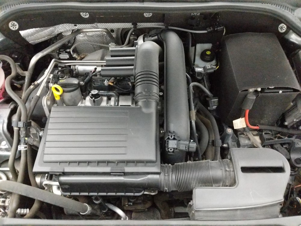 2016 Volkswagen Jetta - Engine