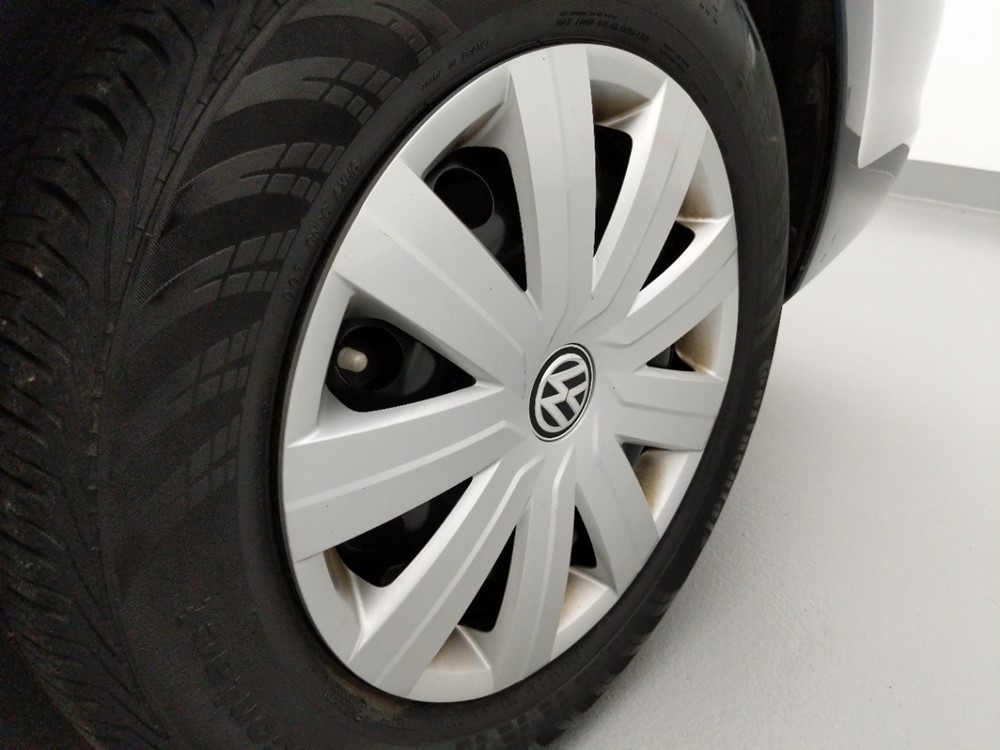 2016 Volkswagen Jetta - Wheel