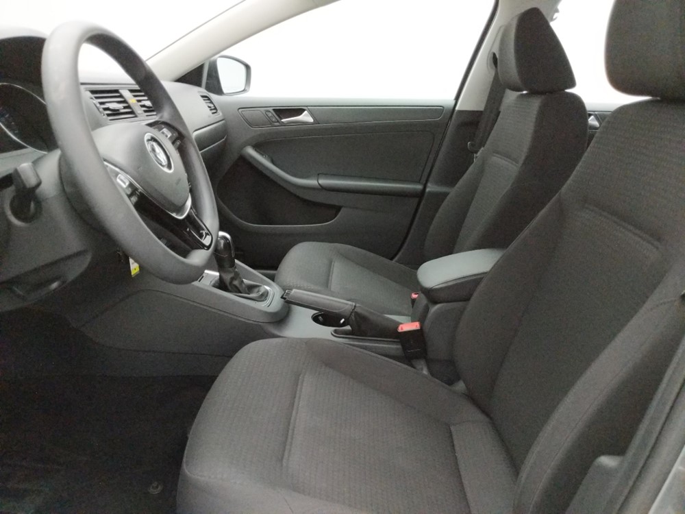 2016 Volkswagen Jetta - Driver Front Seat
