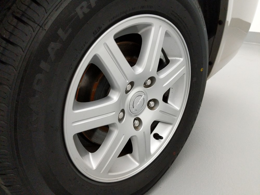 2013 Chrysler Town and Country - Wheel