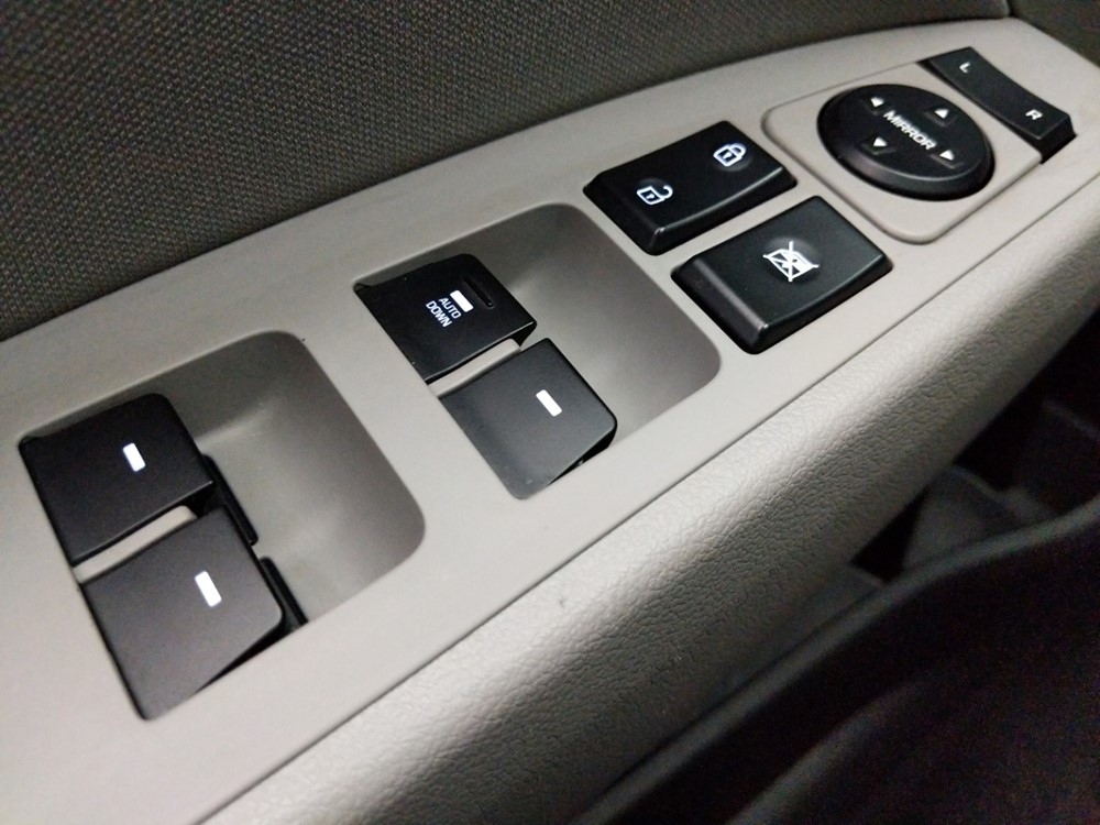 2018 Hyundai Elantra - Driver Power Windows/Lock Control