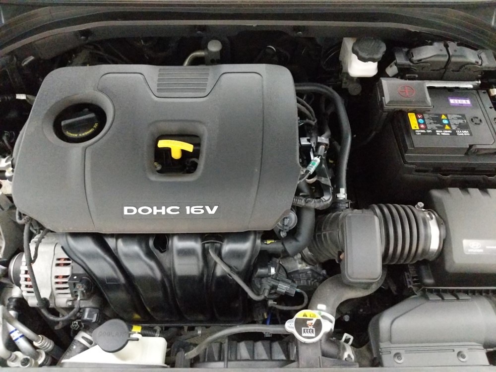 2018 Hyundai Elantra - Engine