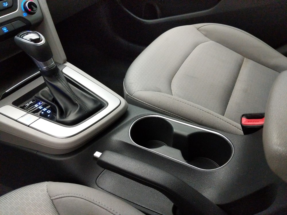 2018 Hyundai Elantra - Center Console/Cup Holders