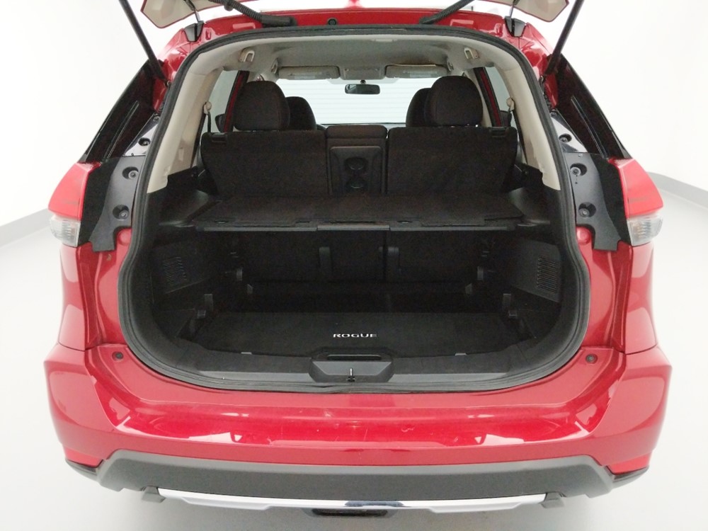 2017 Nissan Rogue - Trunk