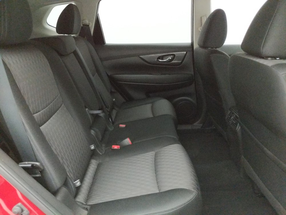 2017 Nissan Rogue - Passenger Rear Seat