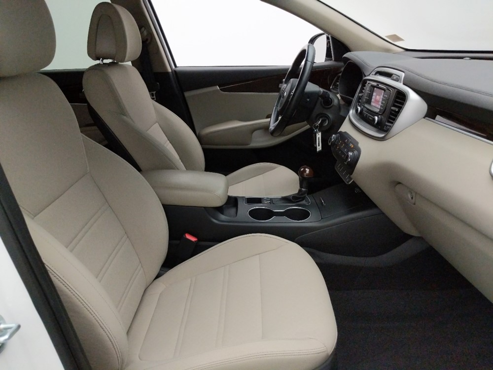 2016 Kia Sorento - Passenger Front Seat
