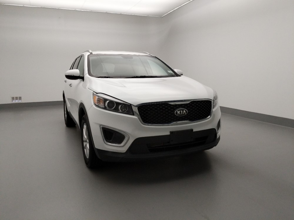 2016 Kia Sorento - Passenger Front Hood