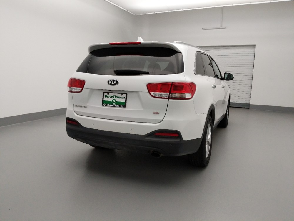 2016 Kia Sorento - Passenger Rear Trunk