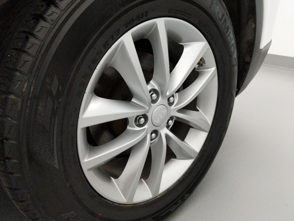2016 Kia Sorento - Wheel