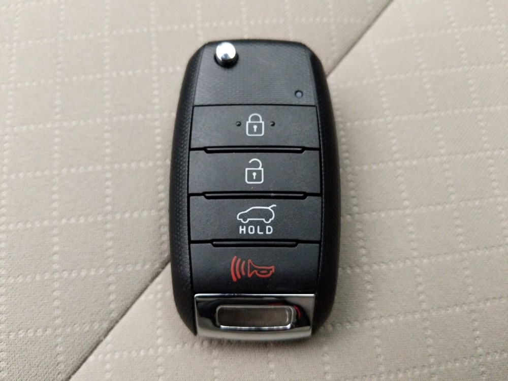 2016 Kia Sorento - Keys