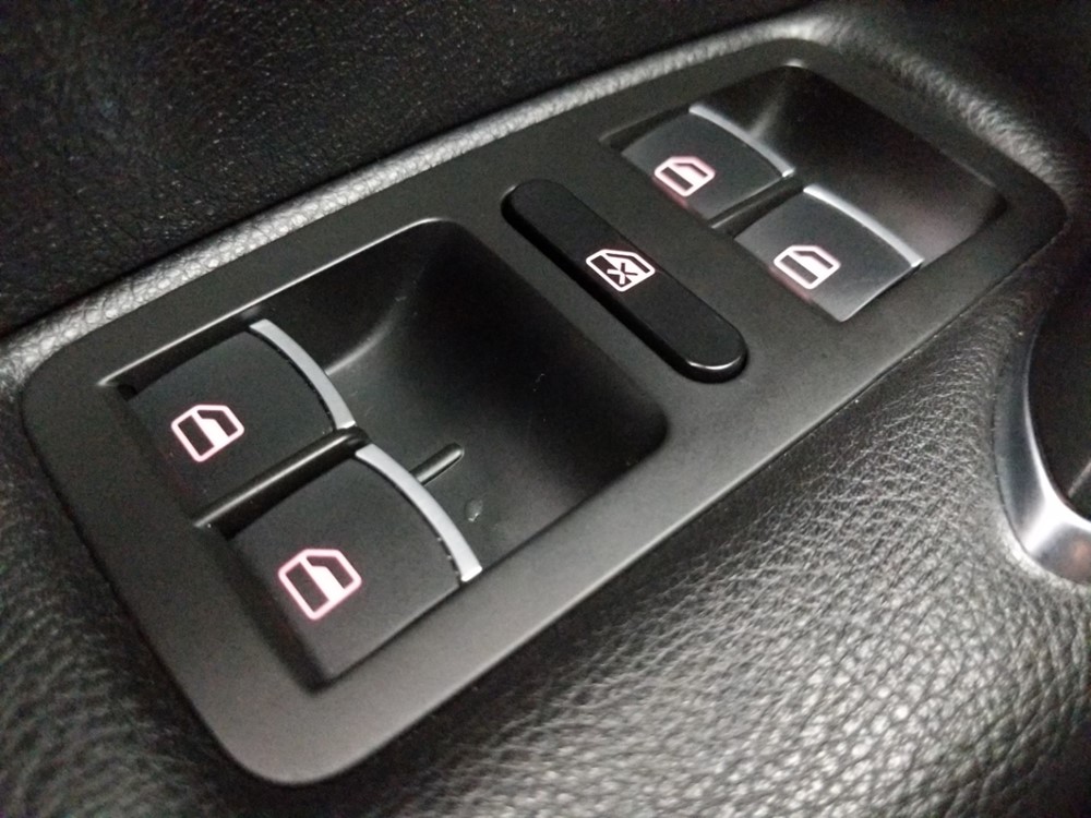 2016 Volkswagen Passat - Driver Power Windows/Lock Control