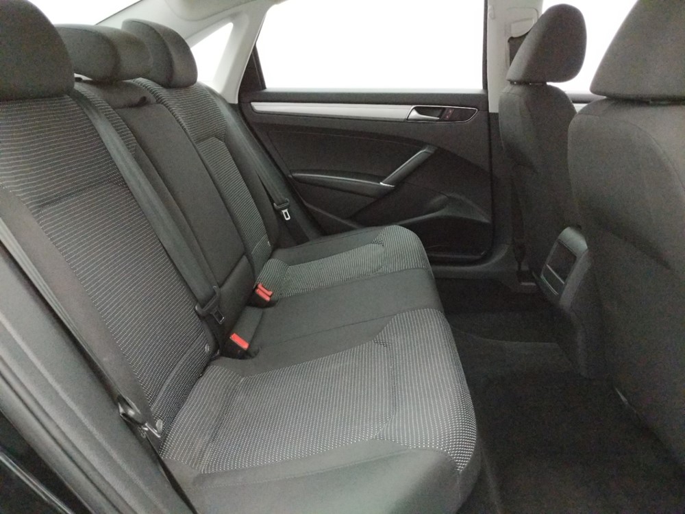 2016 Volkswagen Passat - Passenger Rear Seat