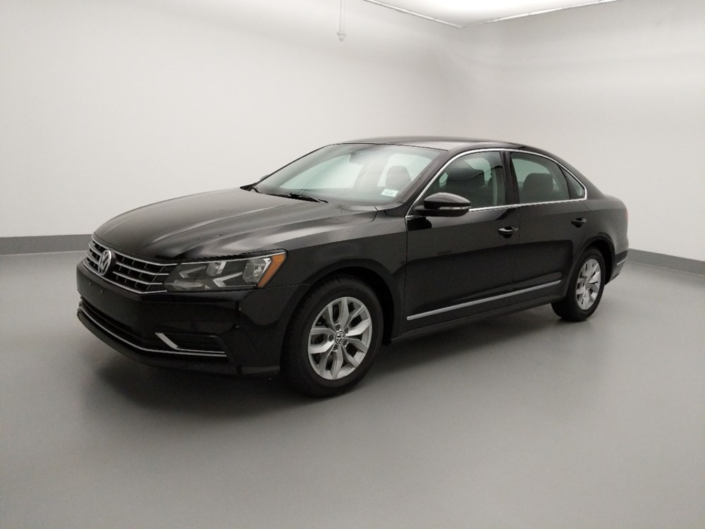 2016 Volkswagen Passat - Driver Front Side
