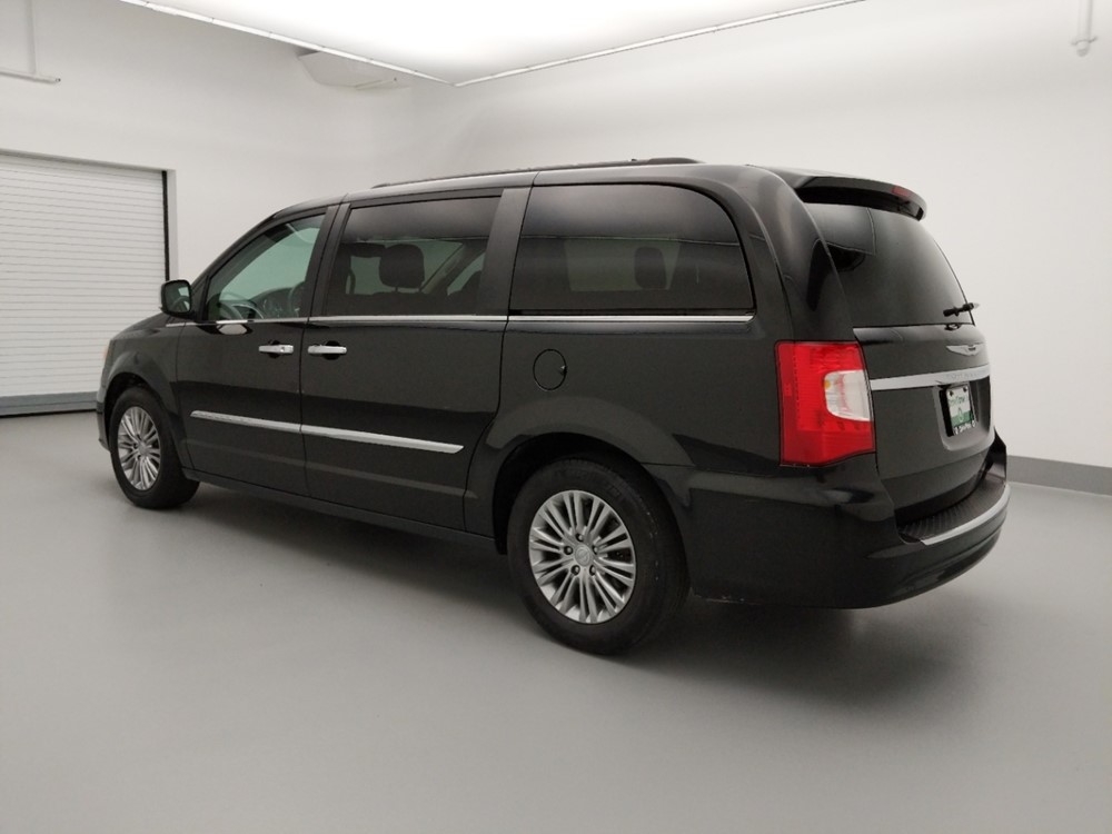2016 Chrysler Town and Country - Driver Rear Side