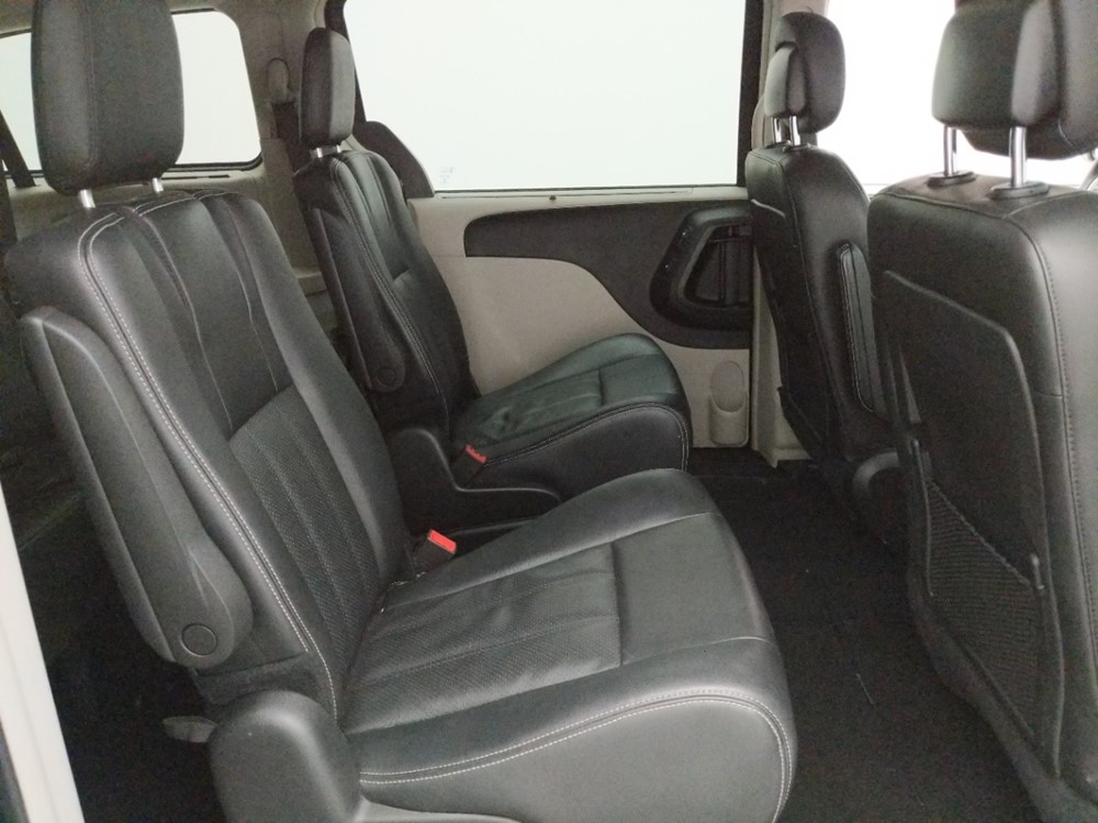 2016 Chrysler Town and Country - Passenger Rear Seat