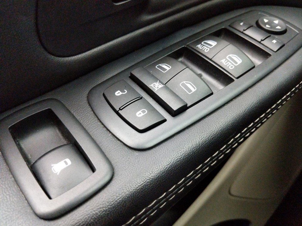 2016 Chrysler Town and Country - Driver Power Windows/Lock Control