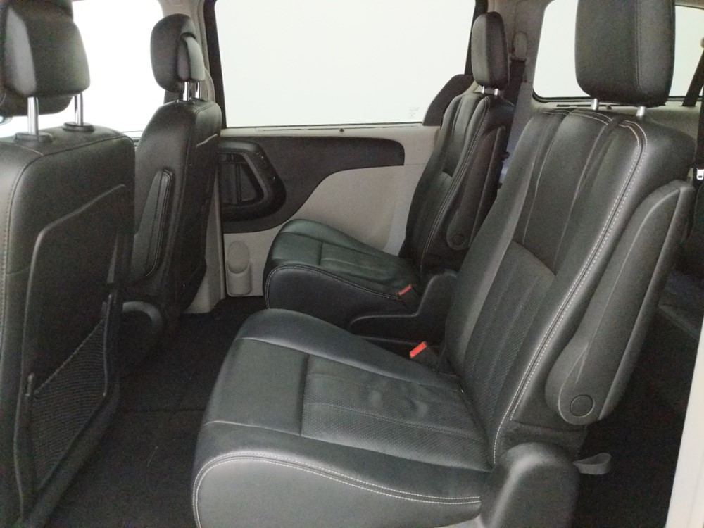 2016 Chrysler Town and Country - Driver Rear Seat