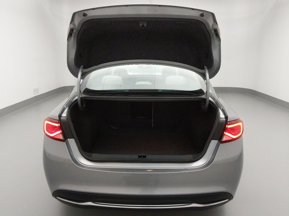 2016 Chrysler 200 - Trunk