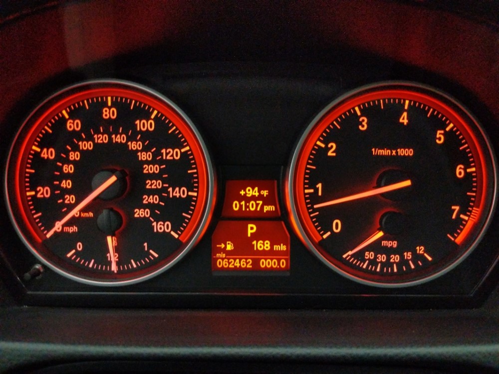 2011 BMW 328i - Odometer Close Up