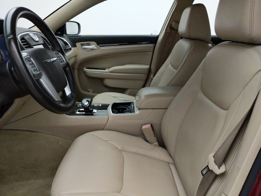 2012 Chrysler 300 - Driver Front Seat