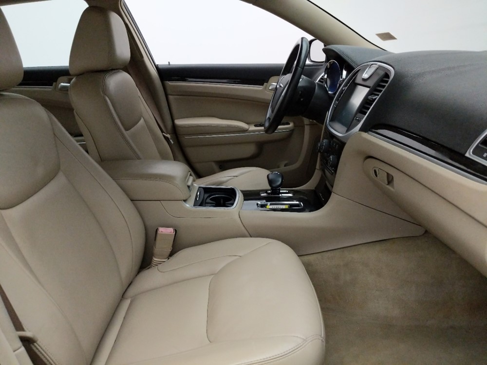 2012 Chrysler 300 - Passenger Front Seat