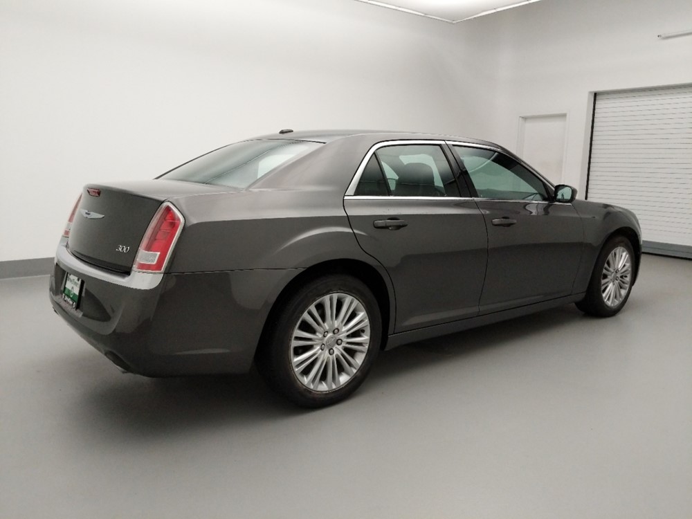 2014 Chrysler 300 - Passenger Rear Side