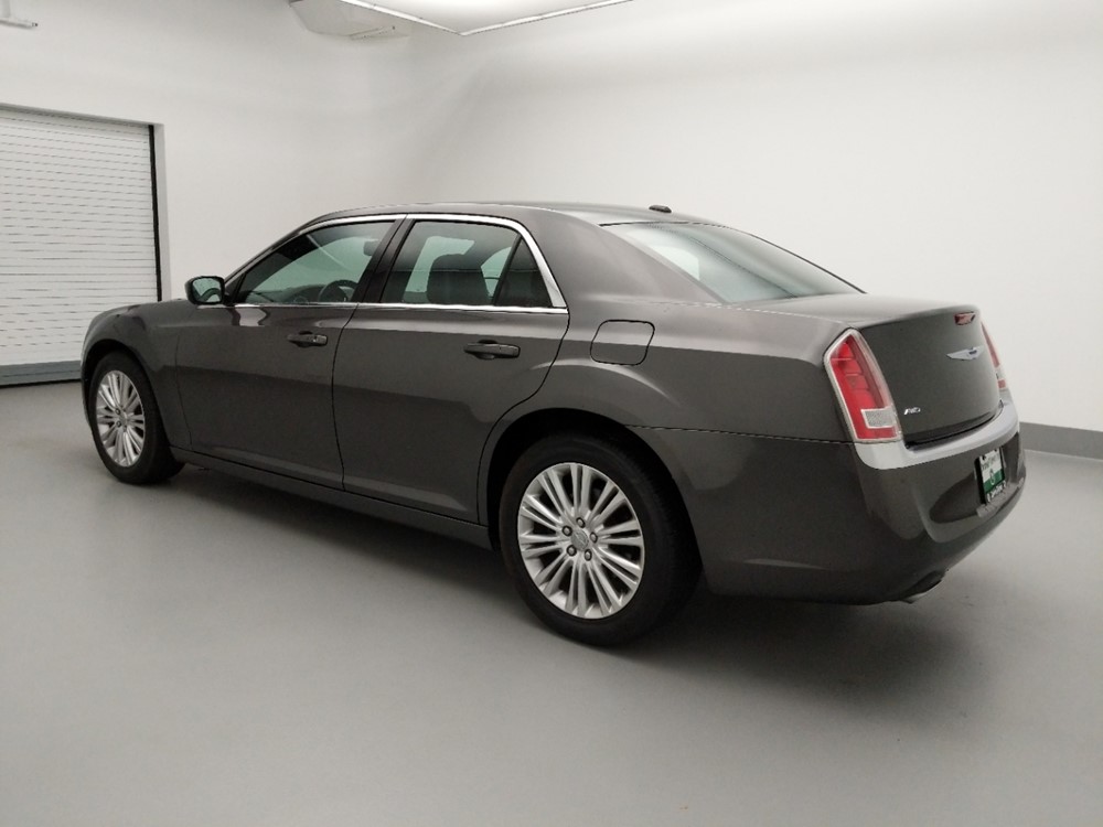 2014 Chrysler 300 - Driver Rear Side