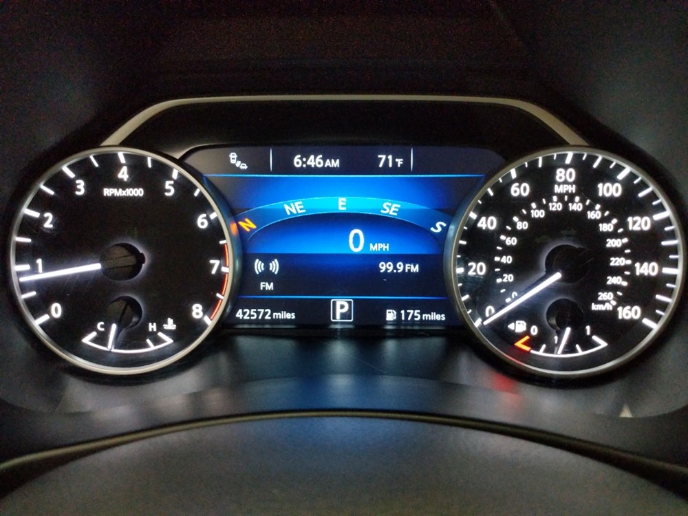 2018 Nissan Murano - Odometer Close Up