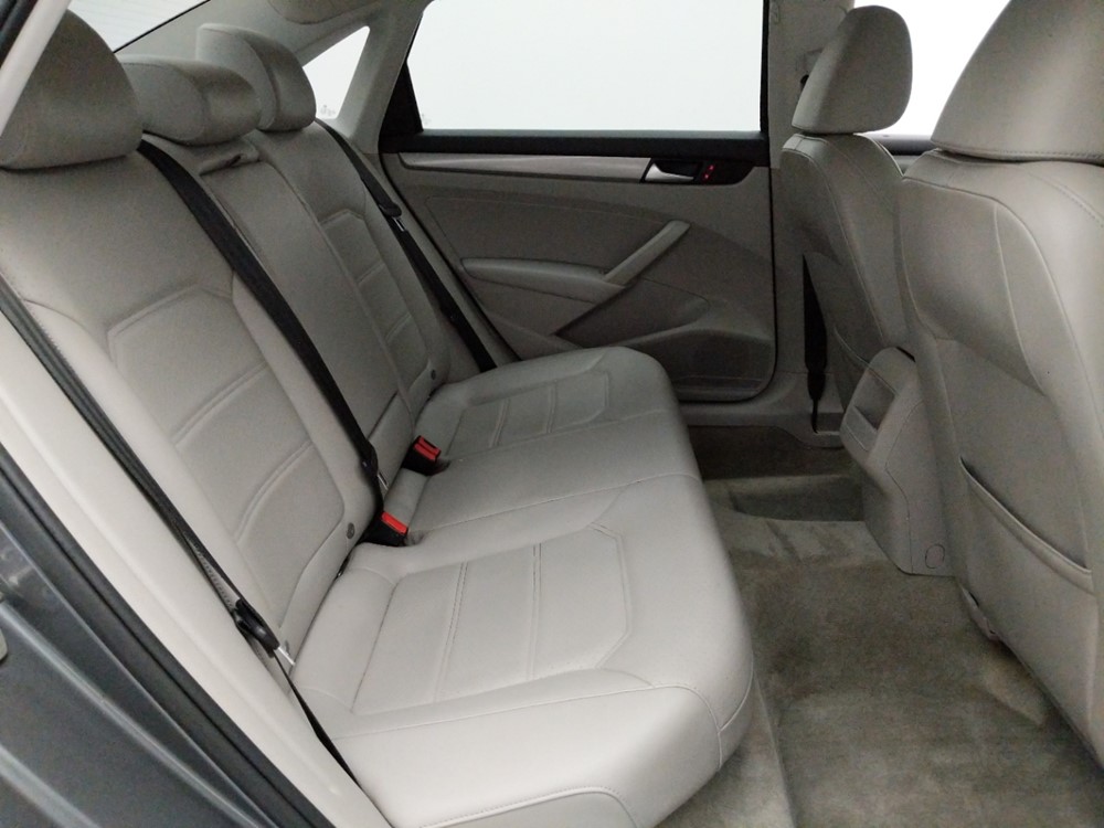 2015 Volkswagen Passat - Passenger Rear Seat