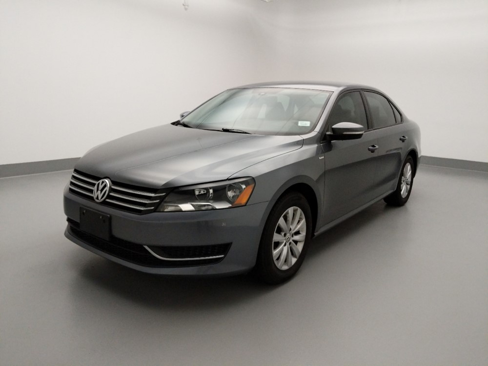 2015 Volkswagen Passat - Driver Front Bumper