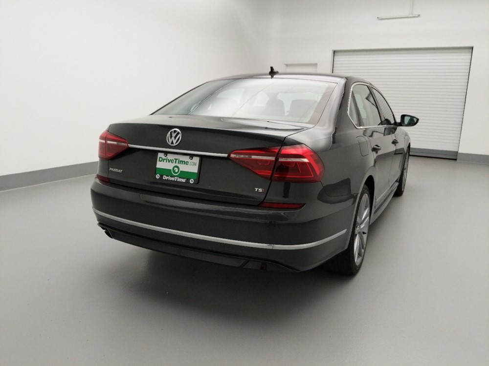 2017 Volkswagen Passat - Passenger Rear Trunk