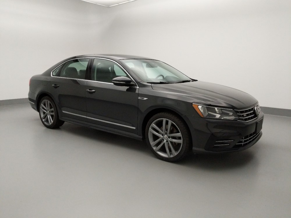 2017 Volkswagen Passat - Passenger Front Side
