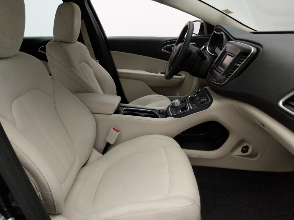 2016 Chrysler 200 - Passenger Front Seat