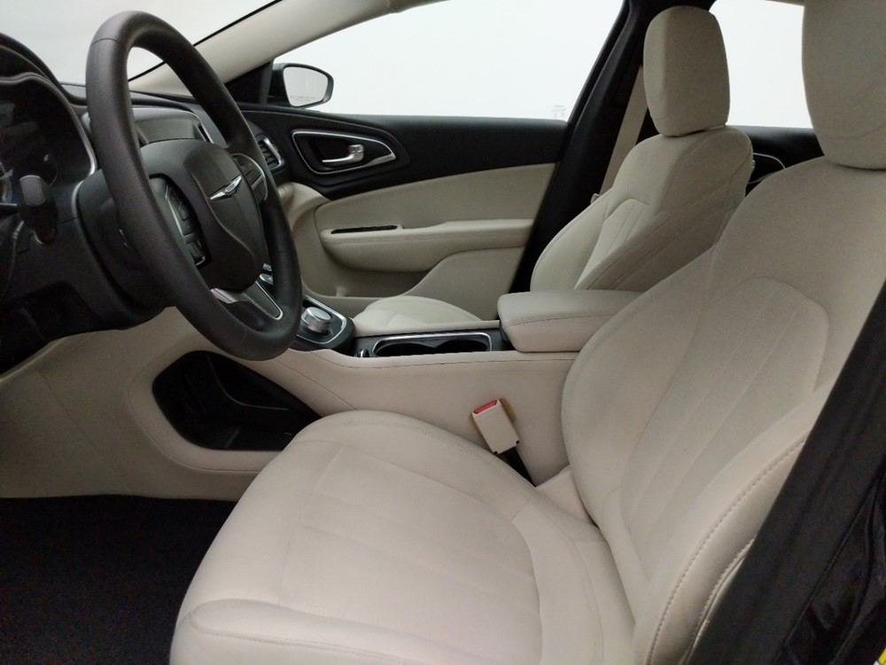 2016 Chrysler 200 - Driver Front Seat