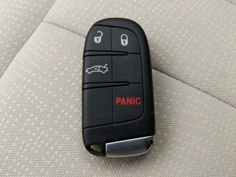 2015 Chrysler 200 - Keys