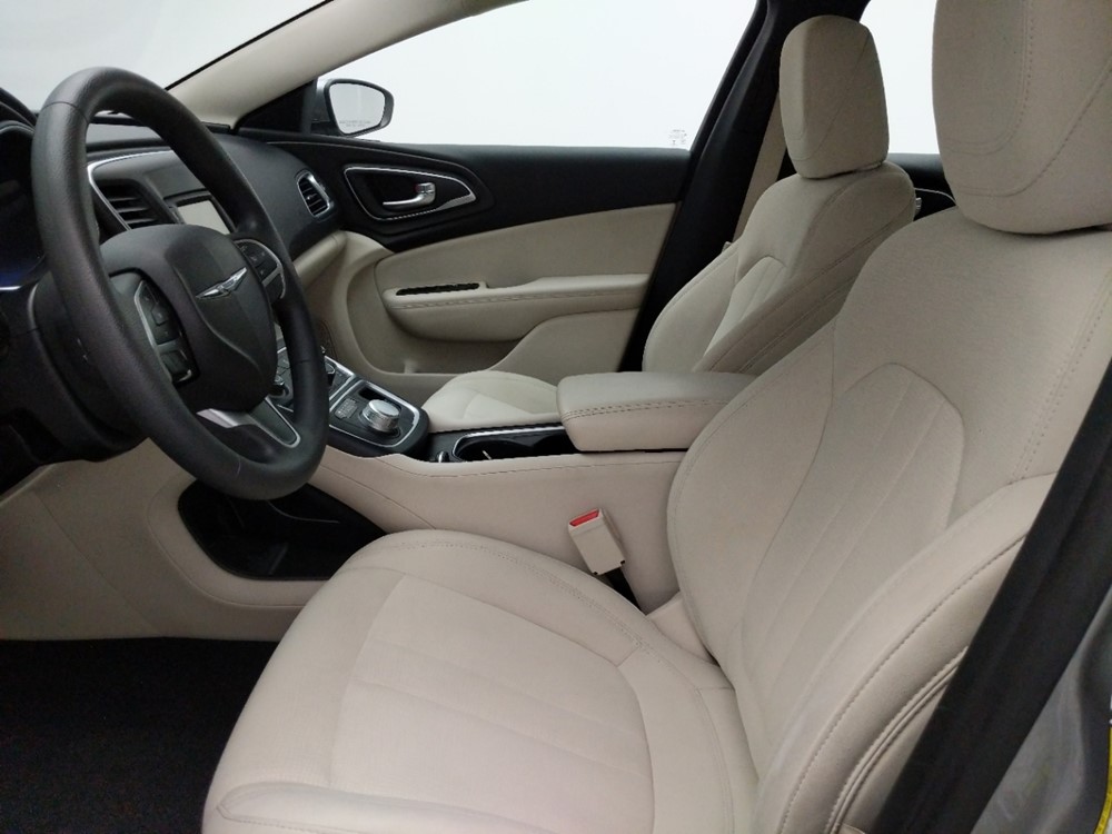 2015 Chrysler 200 - Driver Front Seat