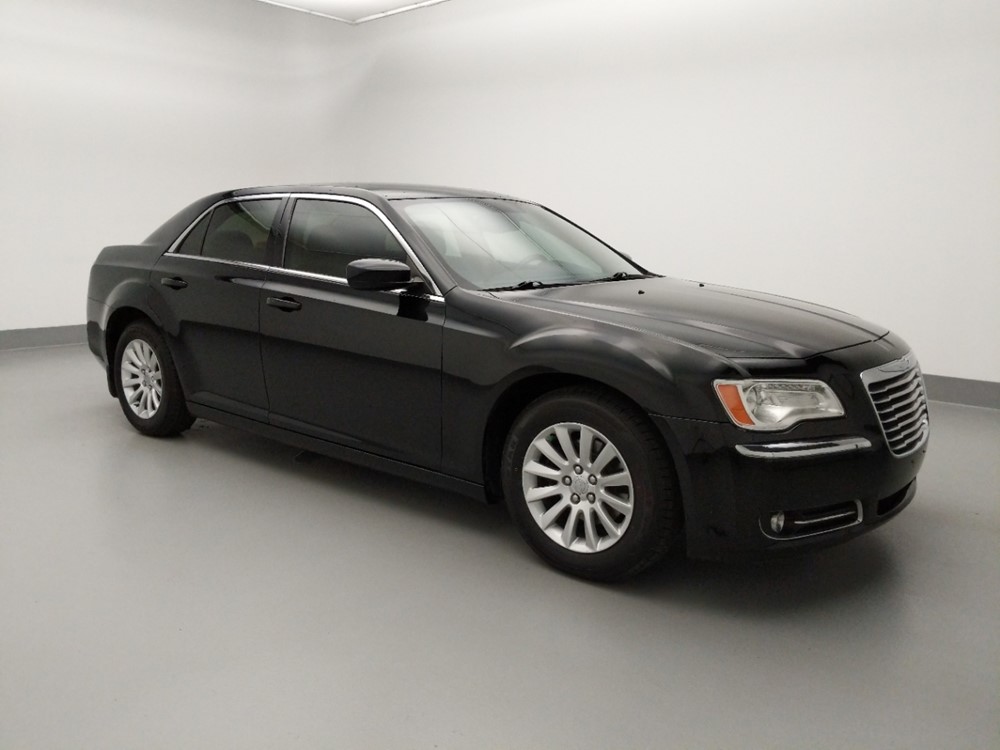 2013 Chrysler 300 - Passenger Front Side