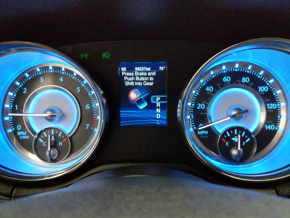 2013 Chrysler 300 - Odometer Close Up