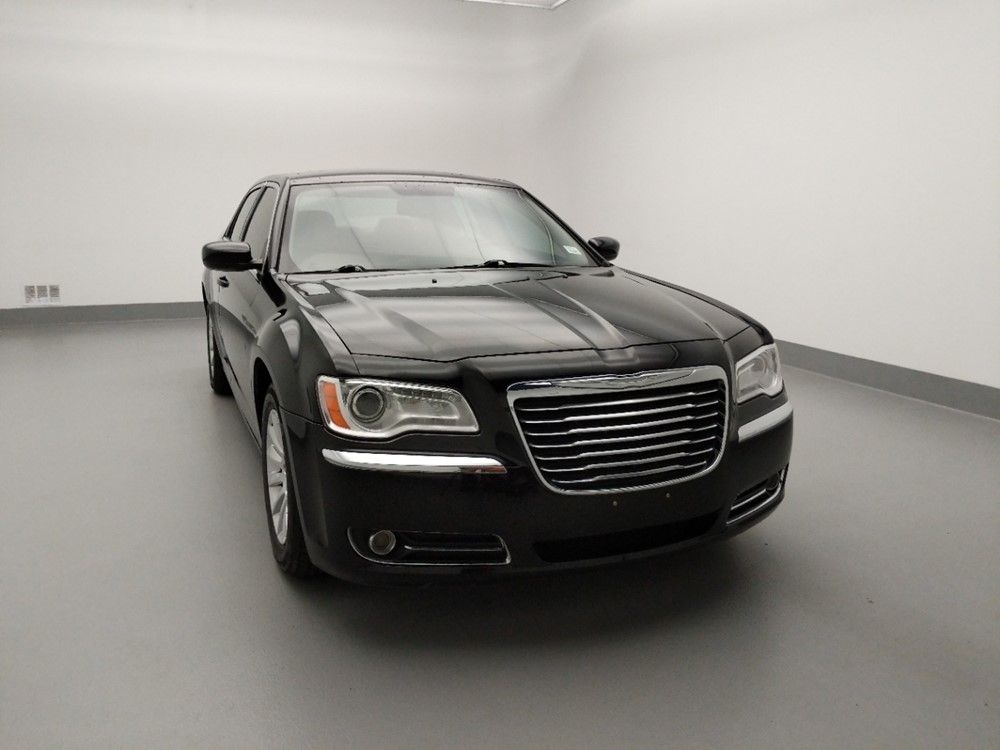 2013 Chrysler 300 - Passenger Front Hood