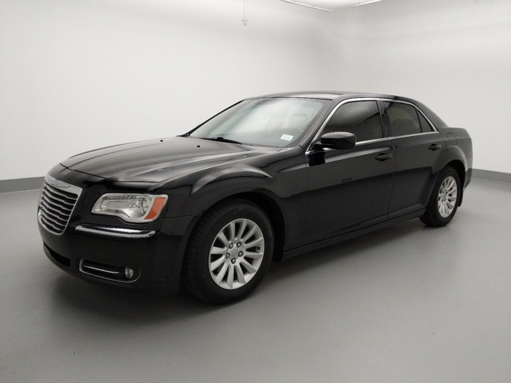 2013 Chrysler 300 - Driver Front Side