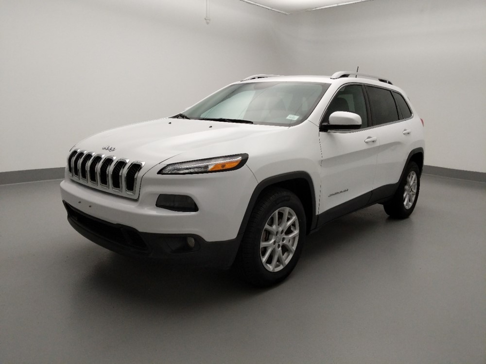 Used 2016 Jeep Cherokee Driver Front Bumper